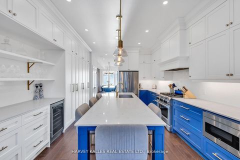 Photo 16 at 257 Borden Street, University, Toronto