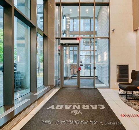 Photo 10 at 610 - 20 Minowan Miikan Lane, Little Portugal, Toronto