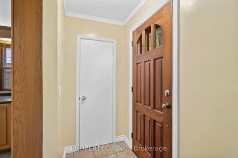 Photo 5 at 3 Ambleside Avenue, Queensway, Toronto