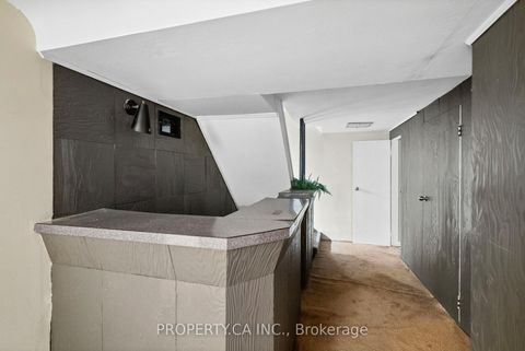 Photo 31 at 3 Ambleside Avenue, Queensway, Toronto