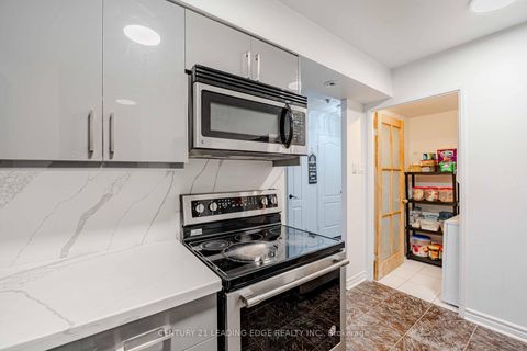 Photo 9 at 801 - 15 Sewells Road, Malvern, Toronto