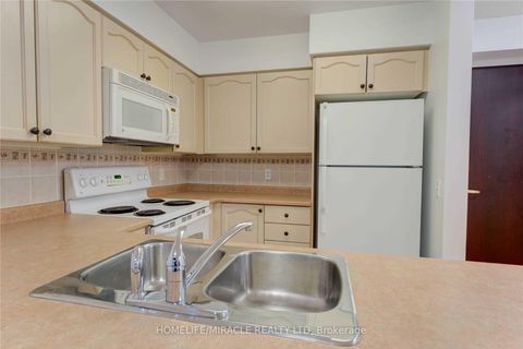 Photo 8 at 1509 - 30 Grand Trunk Crescent, Waterfront Communities C1, Toronto