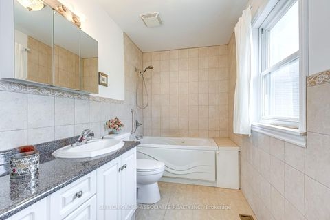 Photo 9 at 136 Anthony Road, CFB, Toronto