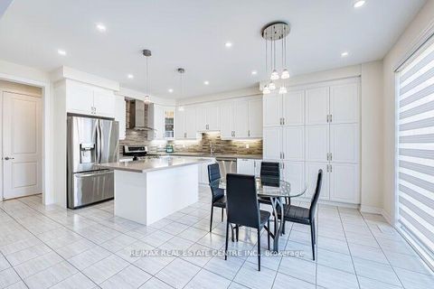 Photo 16 at 323 Harold Dent Trail, GO Glenorchy, Oakville