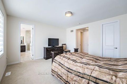 Photo 26 at 323 Harold Dent Trail, GO Glenorchy, Oakville