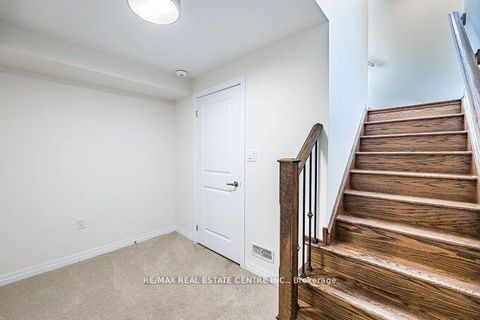 Photo 40 at 323 Harold Dent Trail, GO Glenorchy, Oakville