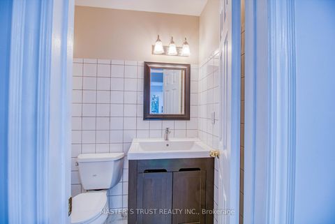 Photo 9 at 20 Valhalla Court, Aurora Village, Aurora