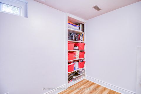 Photo 13 at 20 Valhalla Court, Aurora Village, Aurora