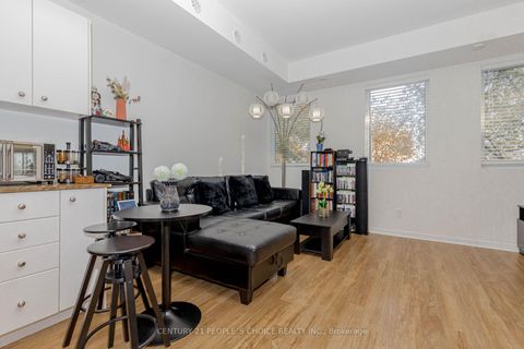 Photo 18 at 57 - 68 Winston Park Boulevard, CFB, Toronto