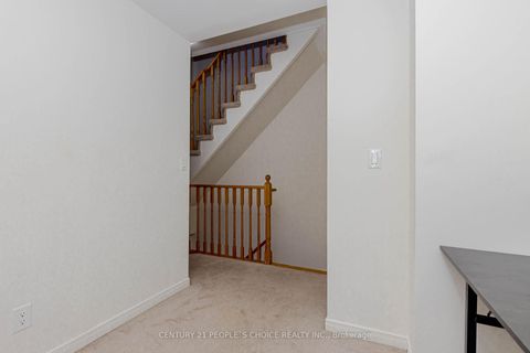 Photo 29 at 57 - 68 Winston Park Boulevard, CFB, Toronto