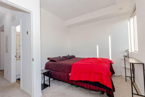 Photo 32 at 57 - 68 Winston Park Boulevard, CFB, Toronto