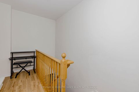 Photo 39 at 57 - 68 Winston Park Boulevard, CFB, Toronto