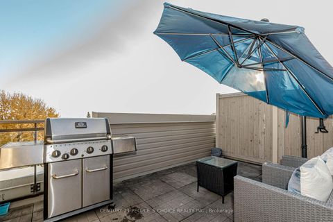 Photo 44 at 57 - 68 Winston Park Boulevard, CFB, Toronto