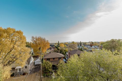 Photo 47 at 57 - 68 Winston Park Boulevard, CFB, Toronto