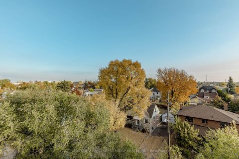 Photo 48 at 57 - 68 Winston Park Boulevard, CFB, Toronto