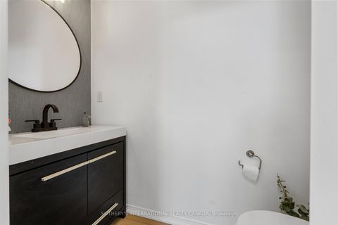 Photo 14 at 2182 Meadowglen Drive, WM Westmount, Oakville