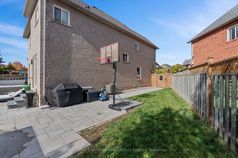 Photo 32 at 2182 Meadowglen Drive, WM Westmount, Oakville