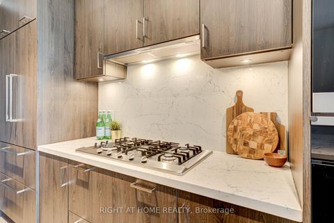 Photo 11 at 410 - 280 HOWLAND Avenue, Annex, Toronto