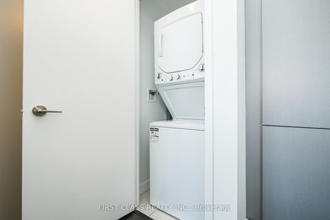 Photo 12 at 1605 - 181 Huron Street, Chinatown, Toronto