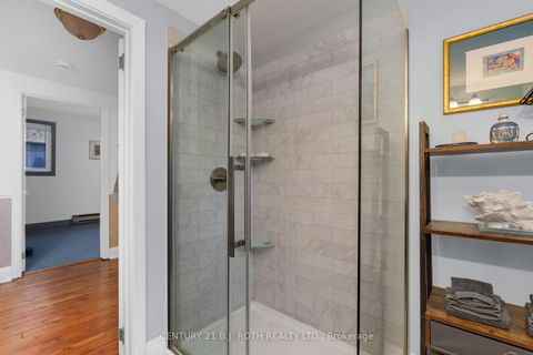 Photo 18 at 93 Catherine Street, Aurora Village, Aurora