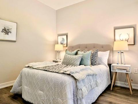 Photo 6 at 2702 - 426 University Avenue, University, Toronto