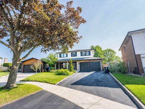 Photo 0 at 7 Chapais Crescent, Centennial Scarborough, Toronto