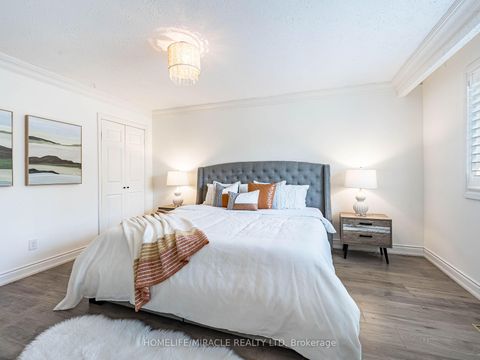Photo 8 at 7 Chapais Crescent, Centennial Scarborough, Toronto