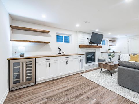 Photo 16 at 7 Chapais Crescent, Centennial Scarborough, Toronto