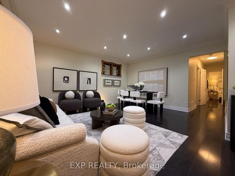 Photo 2 at 81 Meldazy Drive, Bendale, Toronto