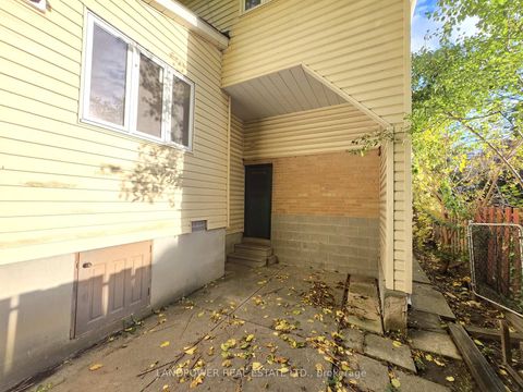 Photo 7 at 16 Glenelia Avenue, Newtonbrook East, Toronto