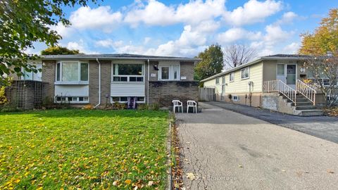 Photo 0 at 313 Hollyberry Trail, Hillcrest Village, Toronto