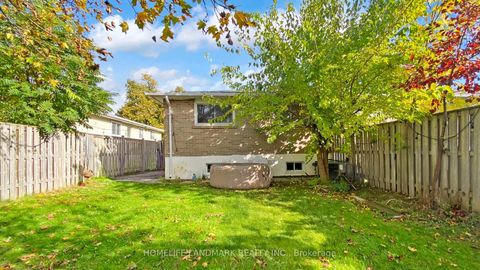Photo 25 at 313 Hollyberry Trail, Hillcrest Village, Toronto