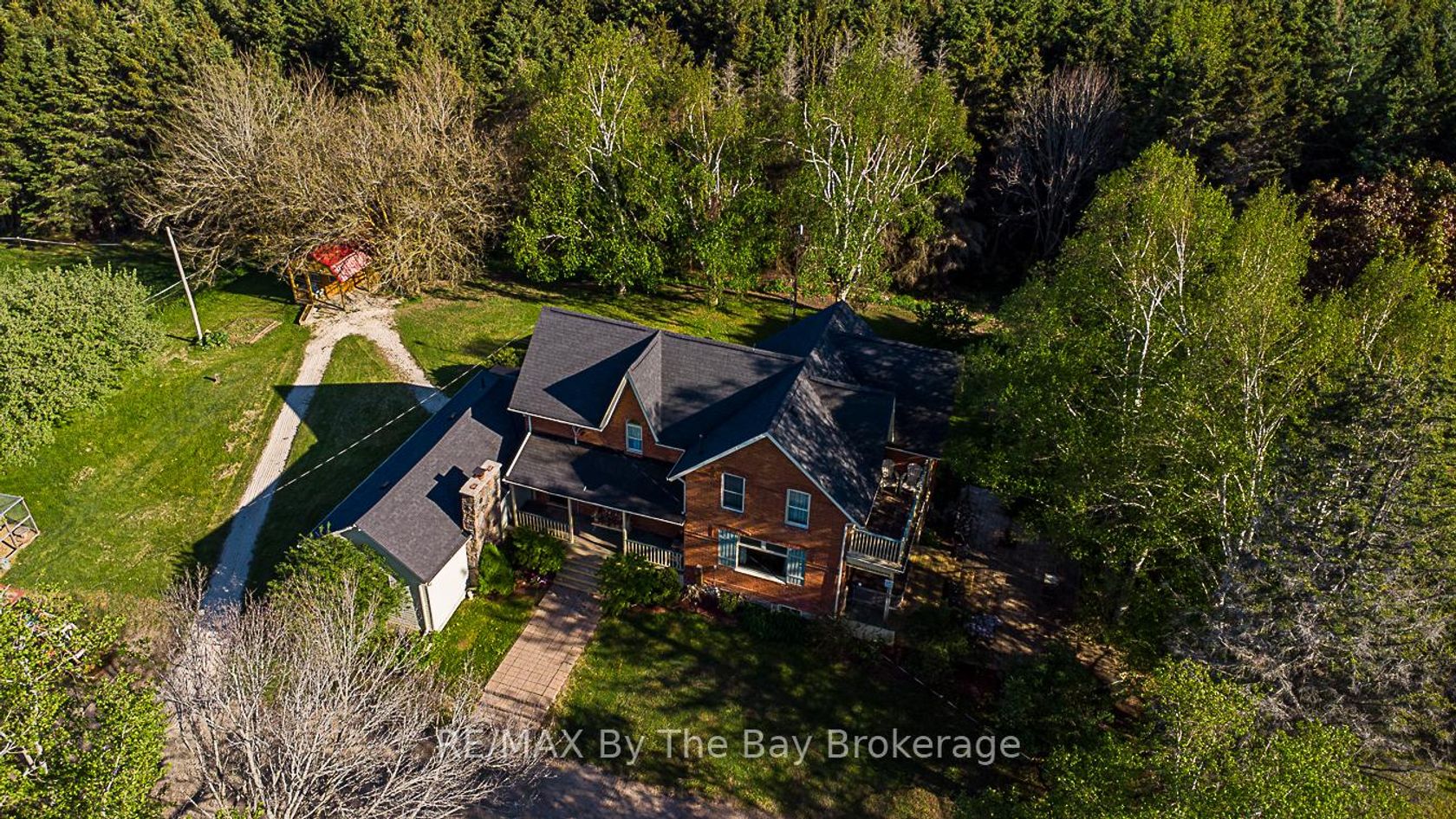 2553 County 42 Road, Rural Clearview, Clearview photo number 2