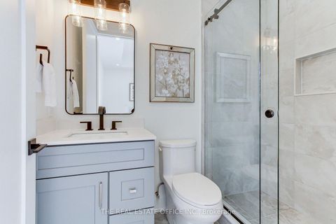 Photo 25 at 18 Beaverbrook Avenue, Rosethorn, Toronto