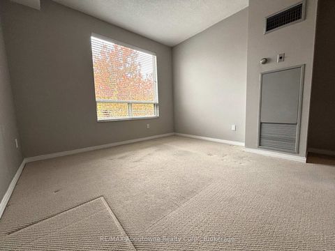 Photo 17 at 406 - 2511 Lakeshore Road W, BR Bronte, Oakville