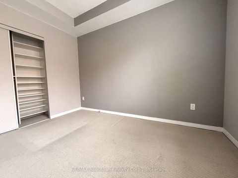 Photo 18 at 406 - 2511 Lakeshore Road W, BR Bronte, Oakville