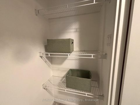 Photo 20 at 406 - 2511 Lakeshore Road W, BR Bronte, Oakville