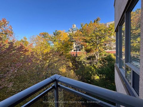 Photo 21 at 406 - 2511 Lakeshore Road W, BR Bronte, Oakville