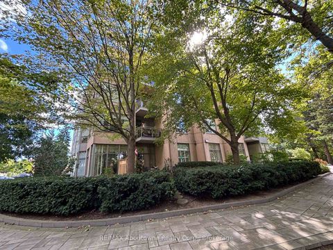 Photo 22 at 406 - 2511 Lakeshore Road W, BR Bronte, Oakville