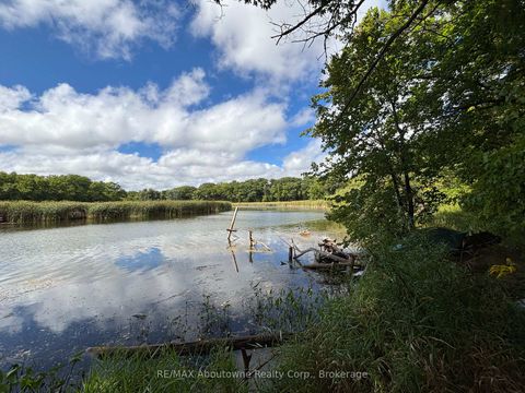 Photo 26 at 406 - 2511 Lakeshore Road W, BR Bronte, Oakville