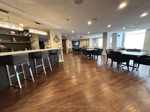 Photo 27 at 406 - 2511 Lakeshore Road W, BR Bronte, Oakville