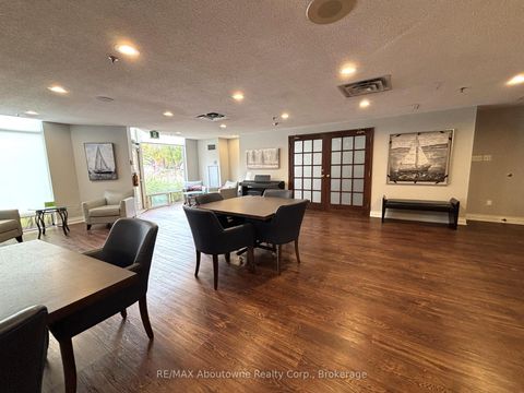 Photo 28 at 406 - 2511 Lakeshore Road W, BR Bronte, Oakville