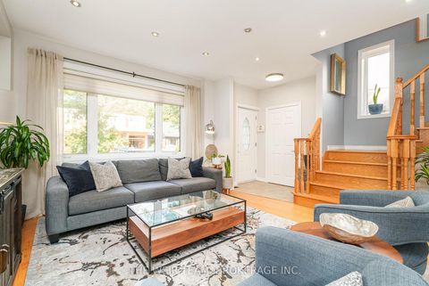 Photo 3 at 157 Ferris Road, Parkview, Toronto