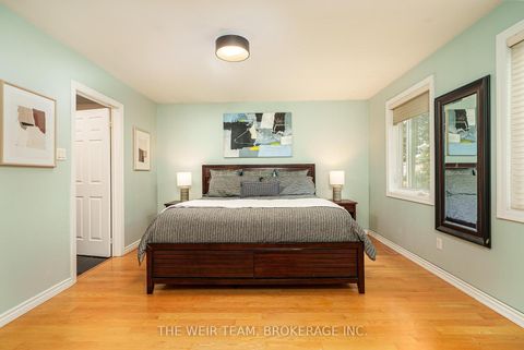 Photo 19 at 157 Ferris Road, Parkview, Toronto