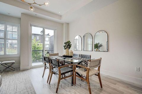 Photo 13 at 25 Sydney Circle, Vellore Village, Vaughan