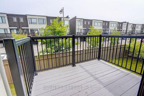 Photo 19 at 25 Sydney Circle, Vellore Village, Vaughan