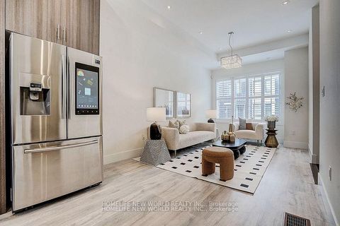 Photo 20 at 25 Sydney Circle, Vellore Village, Vaughan