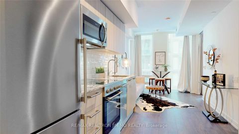 Photo 7 at 706 - 28 Wellesley Street E, Yonge Corridor, Toronto