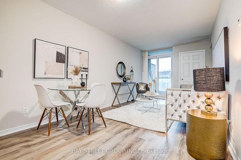Photo 10 at 1712 - 30 Harrison Garden Boulevard, Willowdale East, Toronto