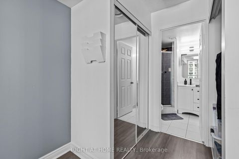 Photo 11 at 503 - 23 Hollywood Avenue, Willowdale East, Toronto